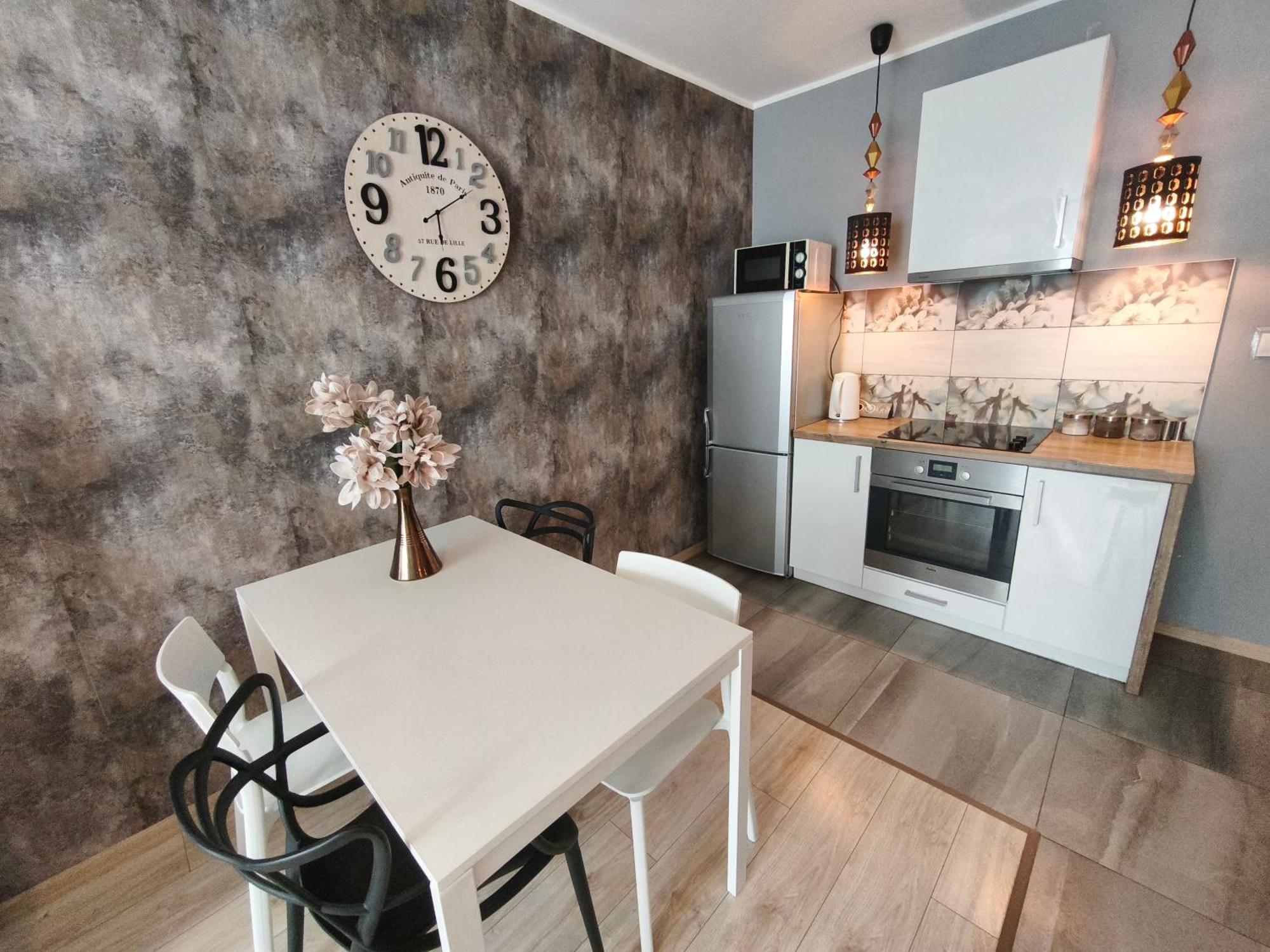 שצ'צ'ין Kghn Apartments Grodzka מראה חיצוני תמונה