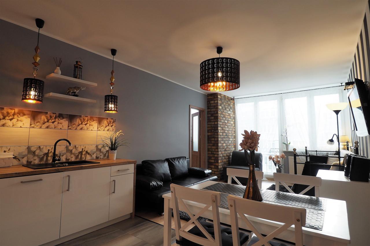 שצ'צ'ין Kghn Apartments Grodzka מראה חיצוני תמונה
